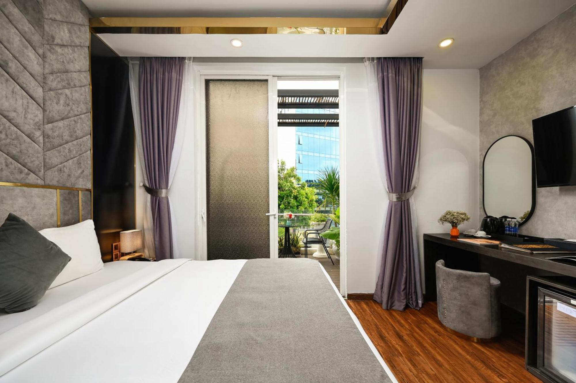 Cicilia City Hotel Saigon Center Cidade de Ho Chi Minh Exterior foto